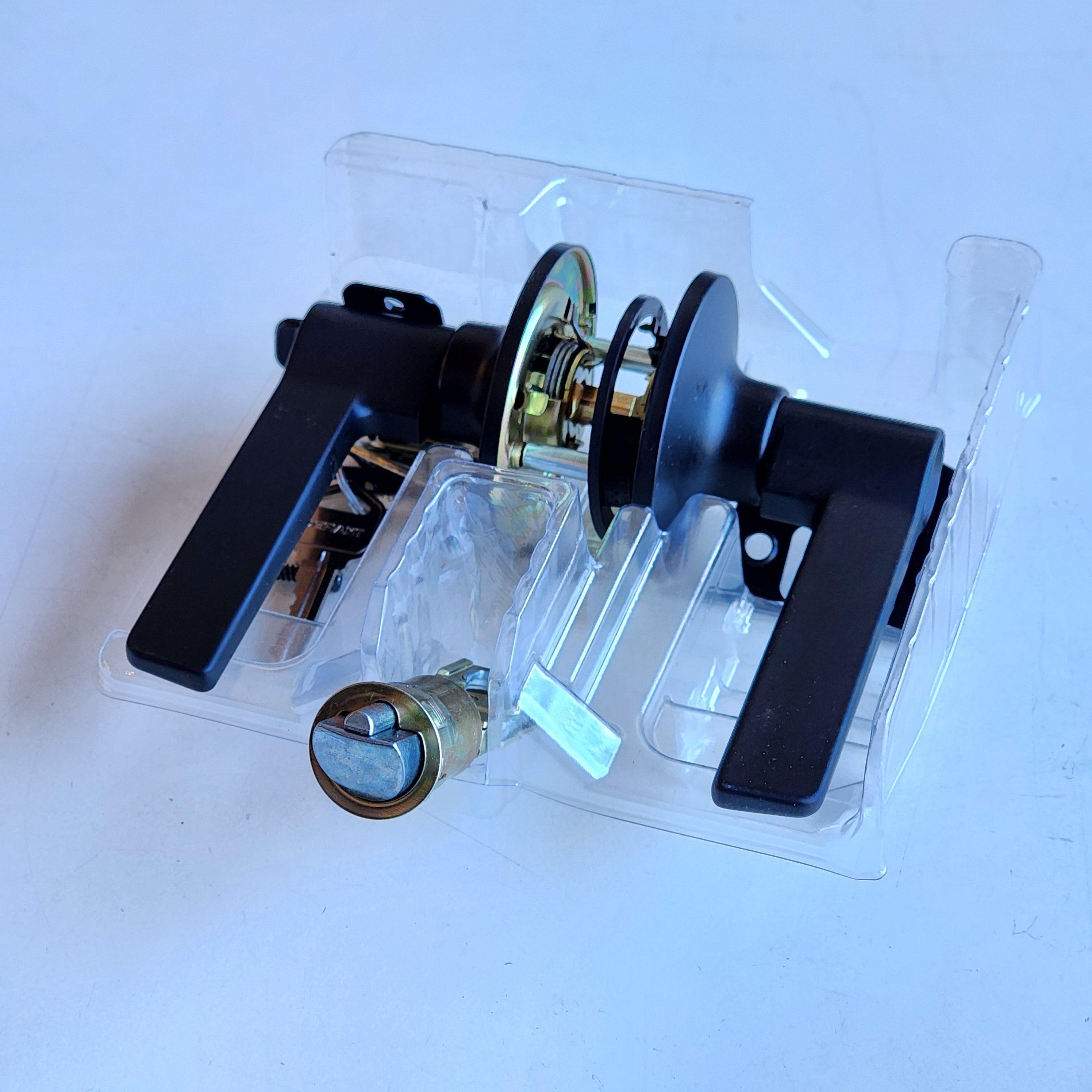 Freedom Matte Black Keyed Entry Door Lever (32LEX900B) Freedom Matte Black Keyed Entry Door Lever (32LEX900B)